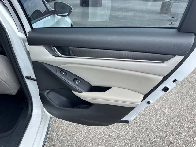 Used 2021 Honda Accord Touring image 21