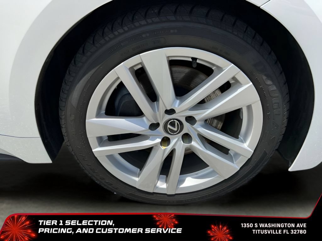 Used 2023 Lexus IS 300 w/ Comfort Package RWD image 33