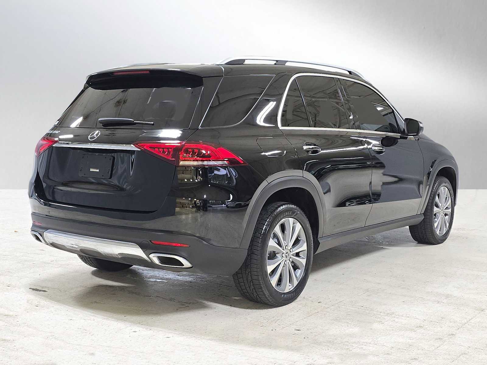 Used 2020 Mercedes-Benz GLE 350 4MATIC image 3