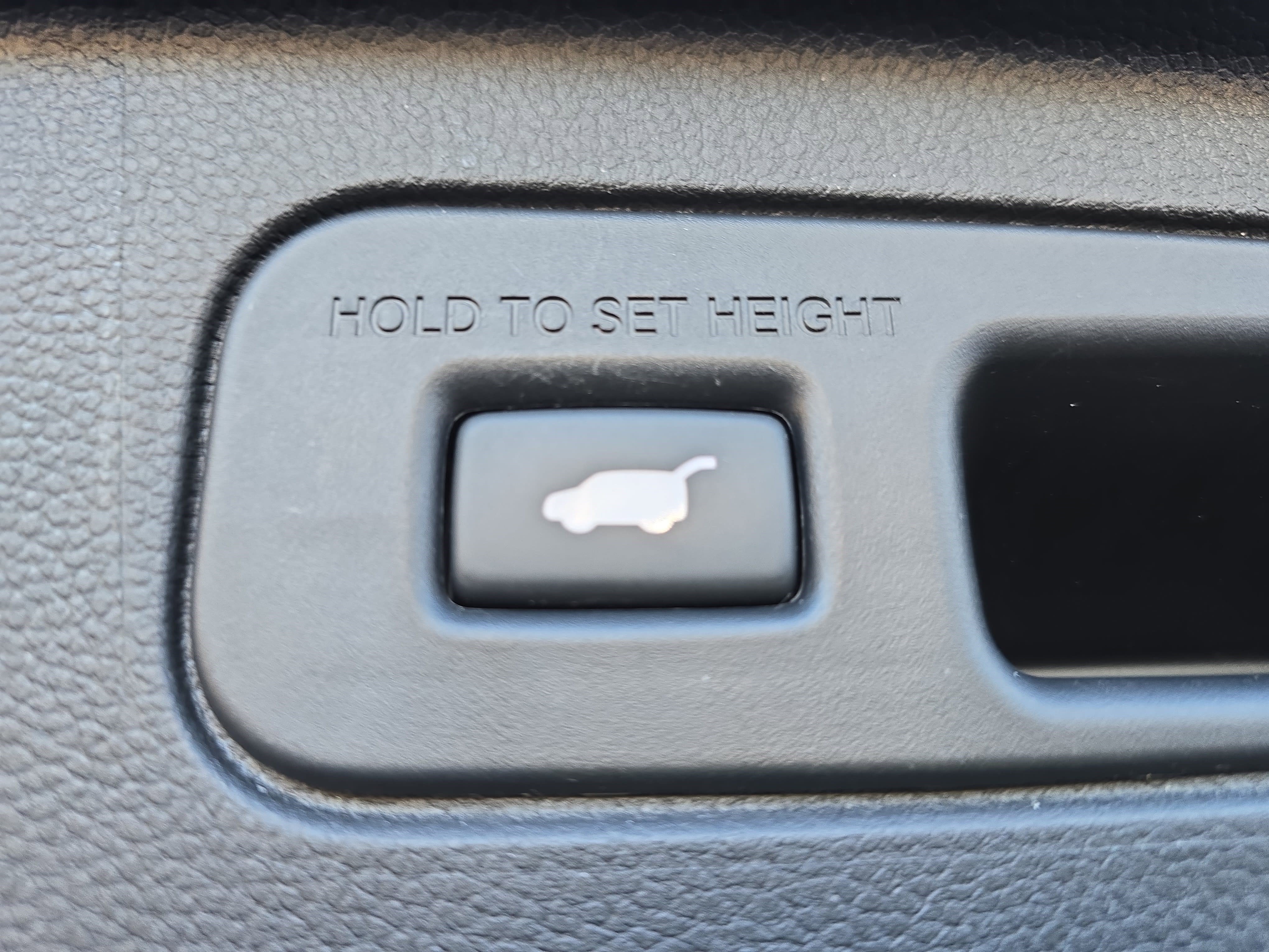 Used 2024 Honda Pilot Touring image 15