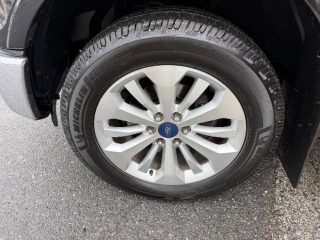 Used 2015 Ford F150 Lariat w/ Equipment Group 501A Mid image 12