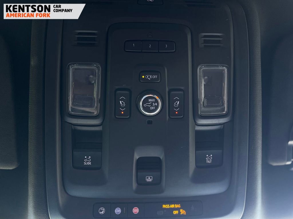 Used 2021 GMC Yukon Denali w/ Denali Premium Package AWD/4WD image 35