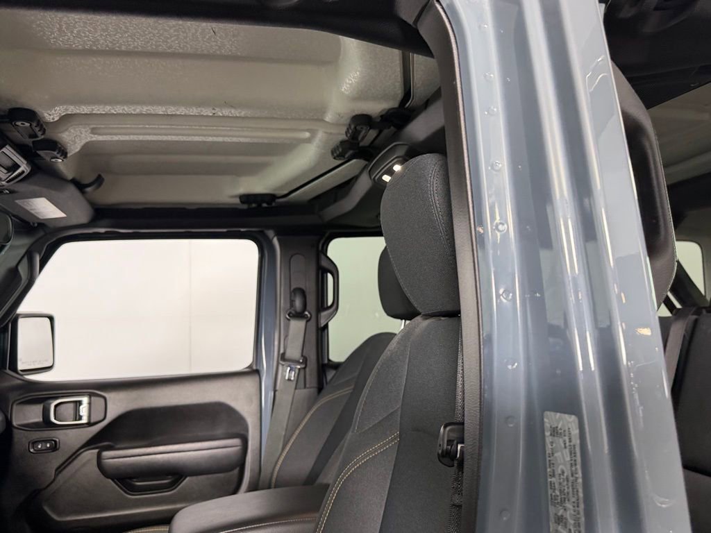 Used 2025 Jeep Wrangler Willys 4xe image 25