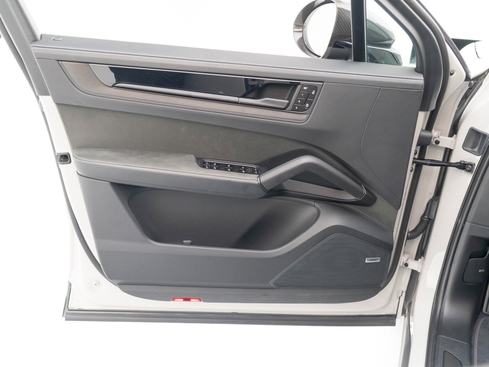 Certified 2026 Porsche Cayenne GTS image 21