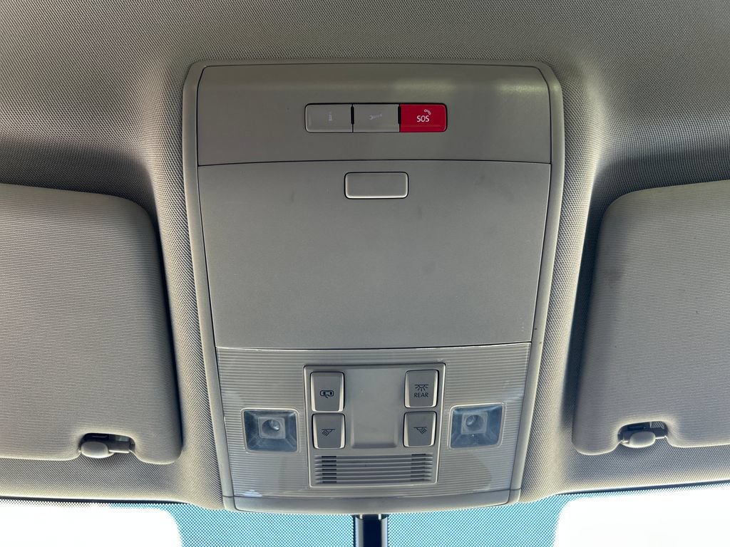 Used 2021 Volkswagen Atlas SE w/ Towing Package FWD image 20