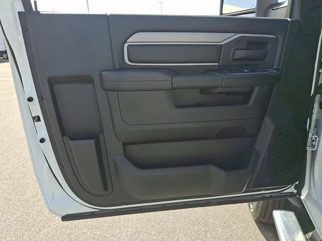 Used 2024 RAM 5500 Tradesman image 11