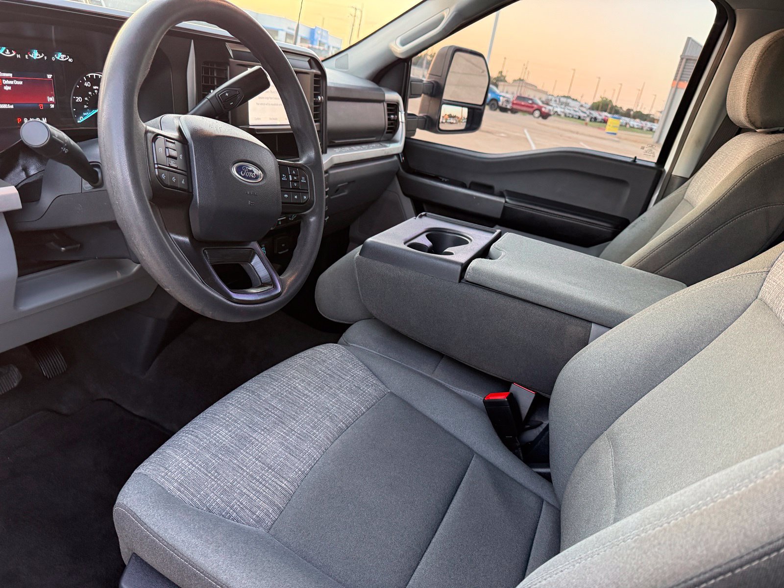 Used 2025 Ford F250 XLT AWD/4WD image 12