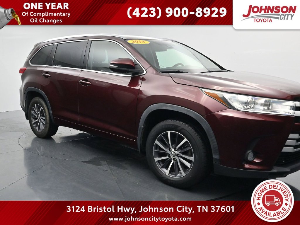 Used 2018 Toyota Highlander XLE AWD/4WD image 1