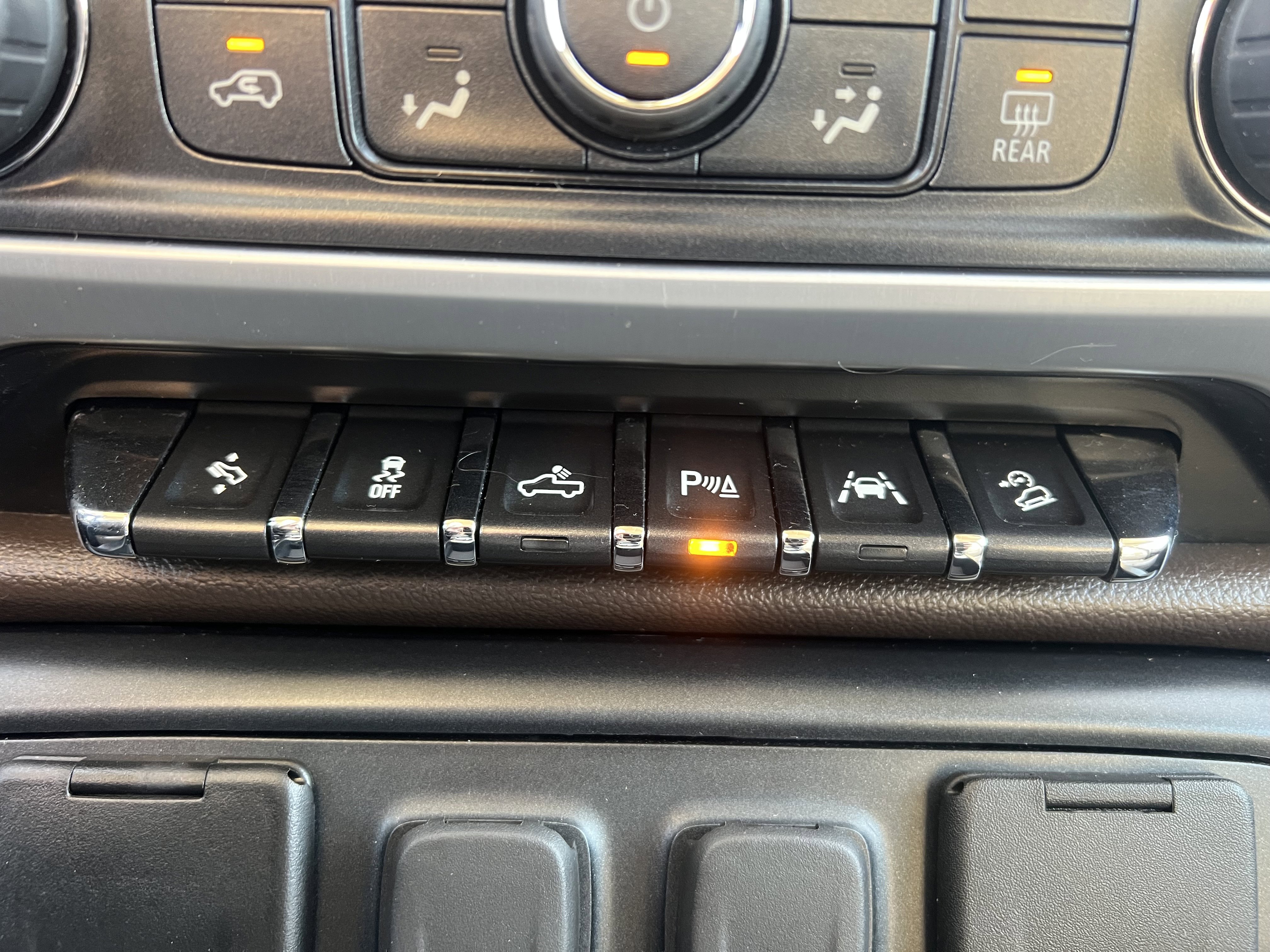 Used 2018 GMC Sierra 1500 SLT image 28