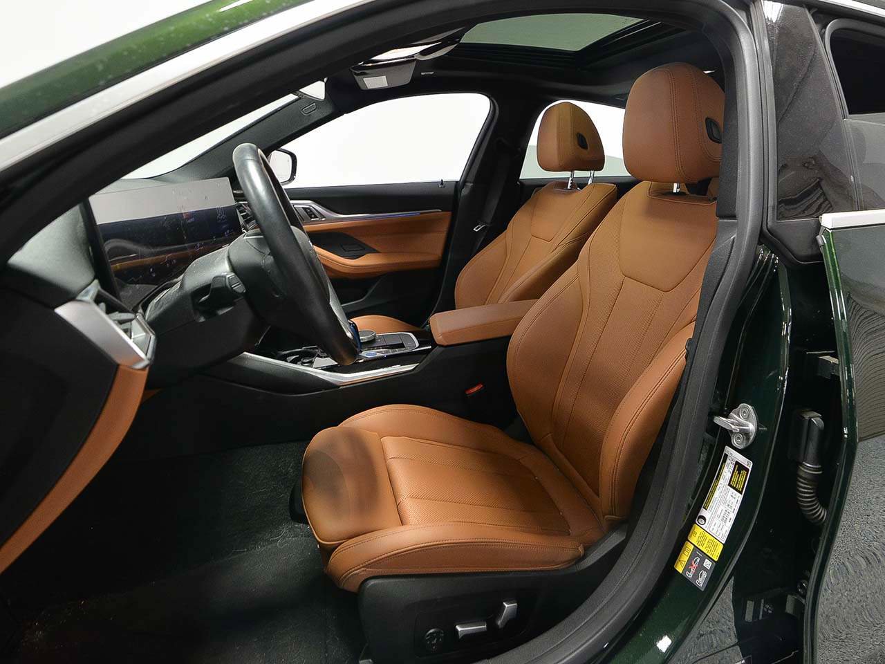 Used 2023 BMW i4 eDrive40 w/ Premium Package image 8