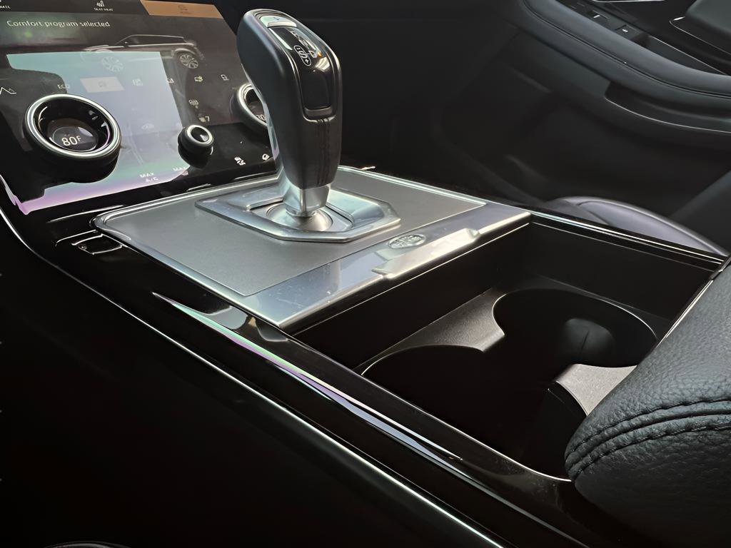 Used 2022 Land Rover Range Rover Evoque S image 57