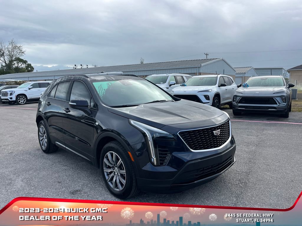Used 2023 Cadillac XT4 Sport w/ Enhanced Visibility Package image 2