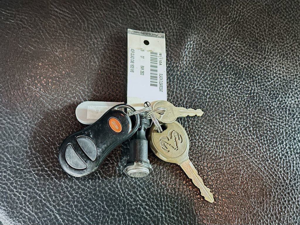 Used 2005 Dodge Ram 3500 Truck SLT image 33