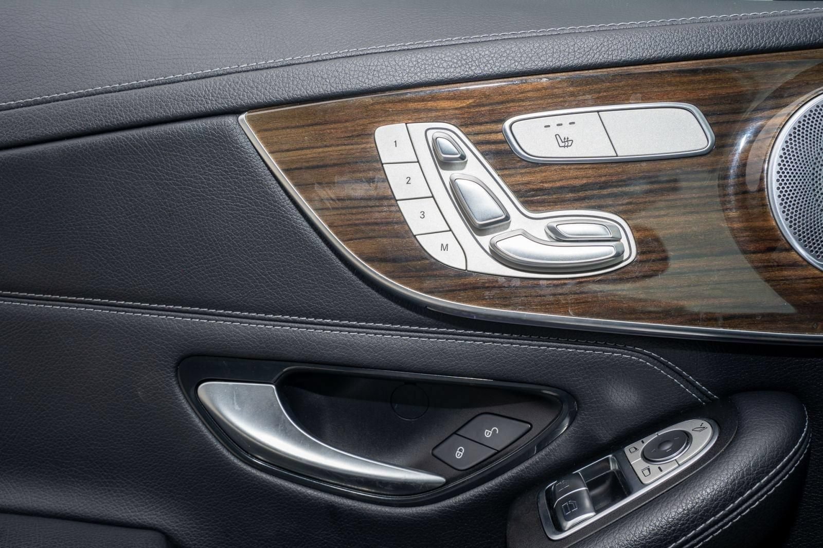 Used 2022 Mercedes-Benz C 300 Coupe w/ AMG Line image 26