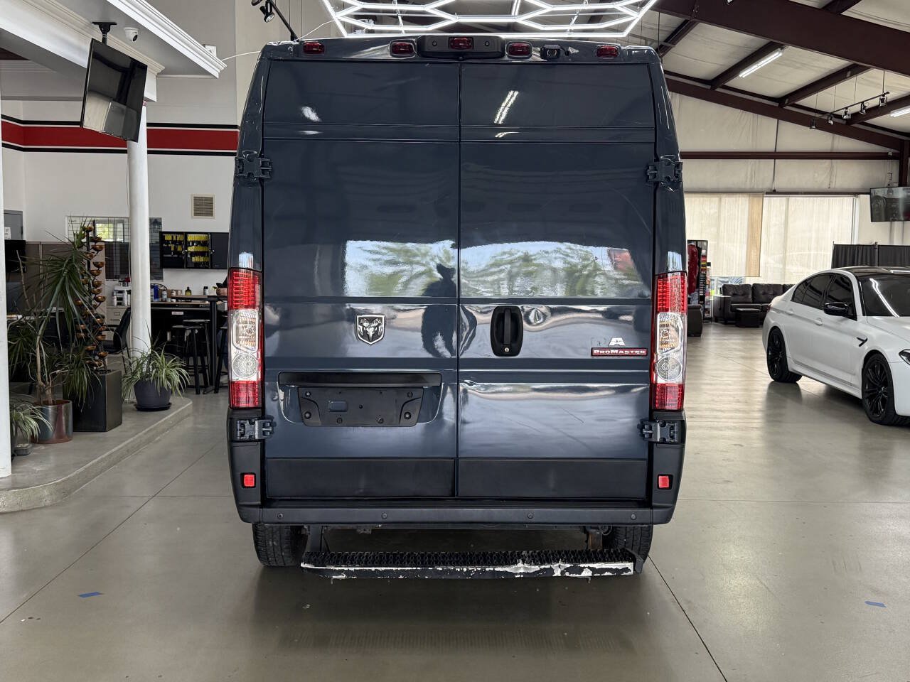 Used 2019 RAM ProMaster 2500 FWD image 4