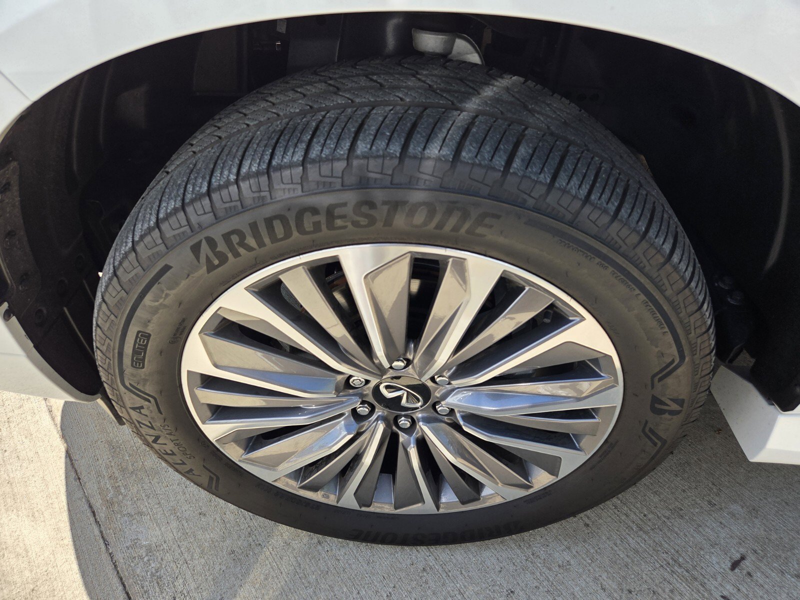 Certified 2025 INFINITI QX80 Sensory w/ Exterior Package image 4