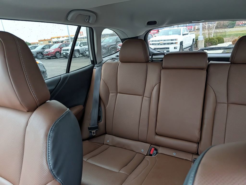 Used 2022 Subaru Outback Touring image 12