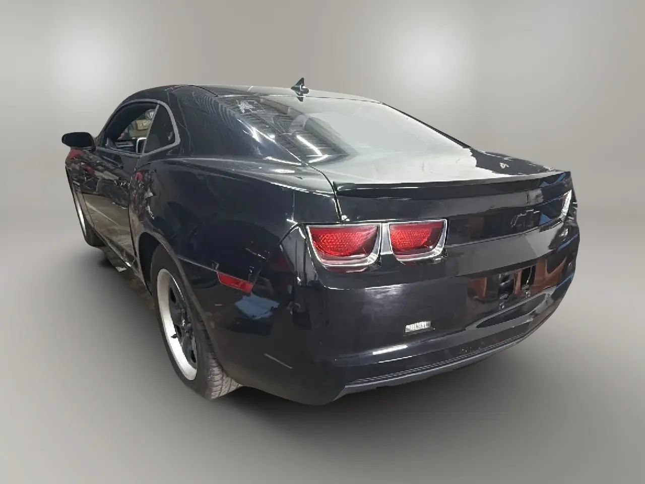 Used 2012 Chevrolet Camaro LS RWD image 3
