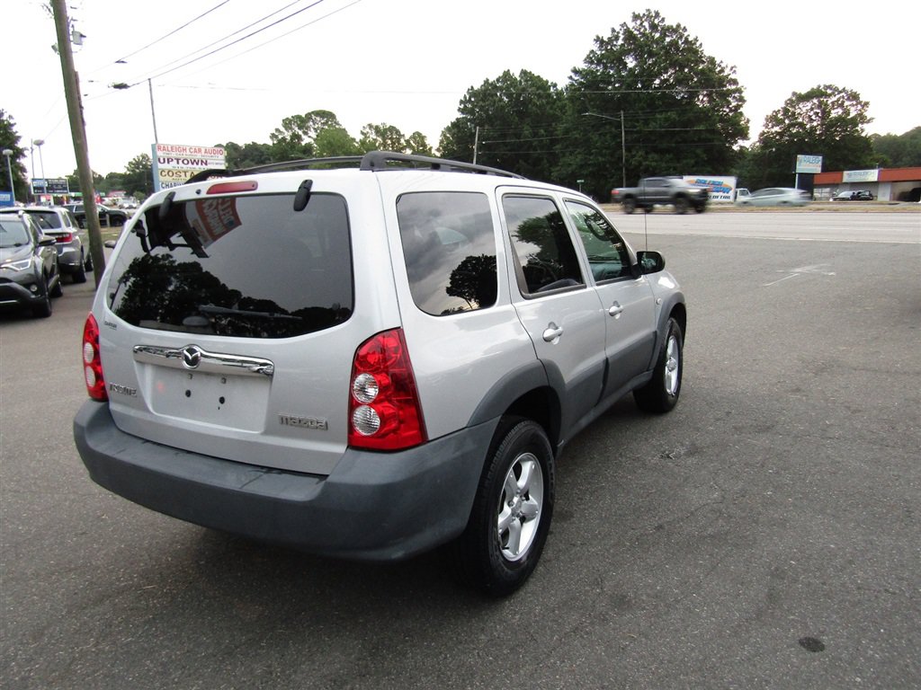 Used 2005 MAZDA Tribute I FWD image 7