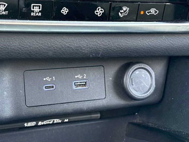 Used 2023 Nissan Rogue SV AWD/4WD image 16