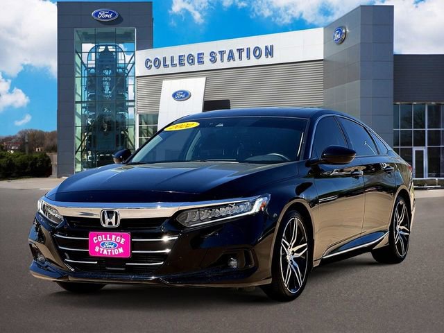 Used 2022 Honda Accord Touring image 2