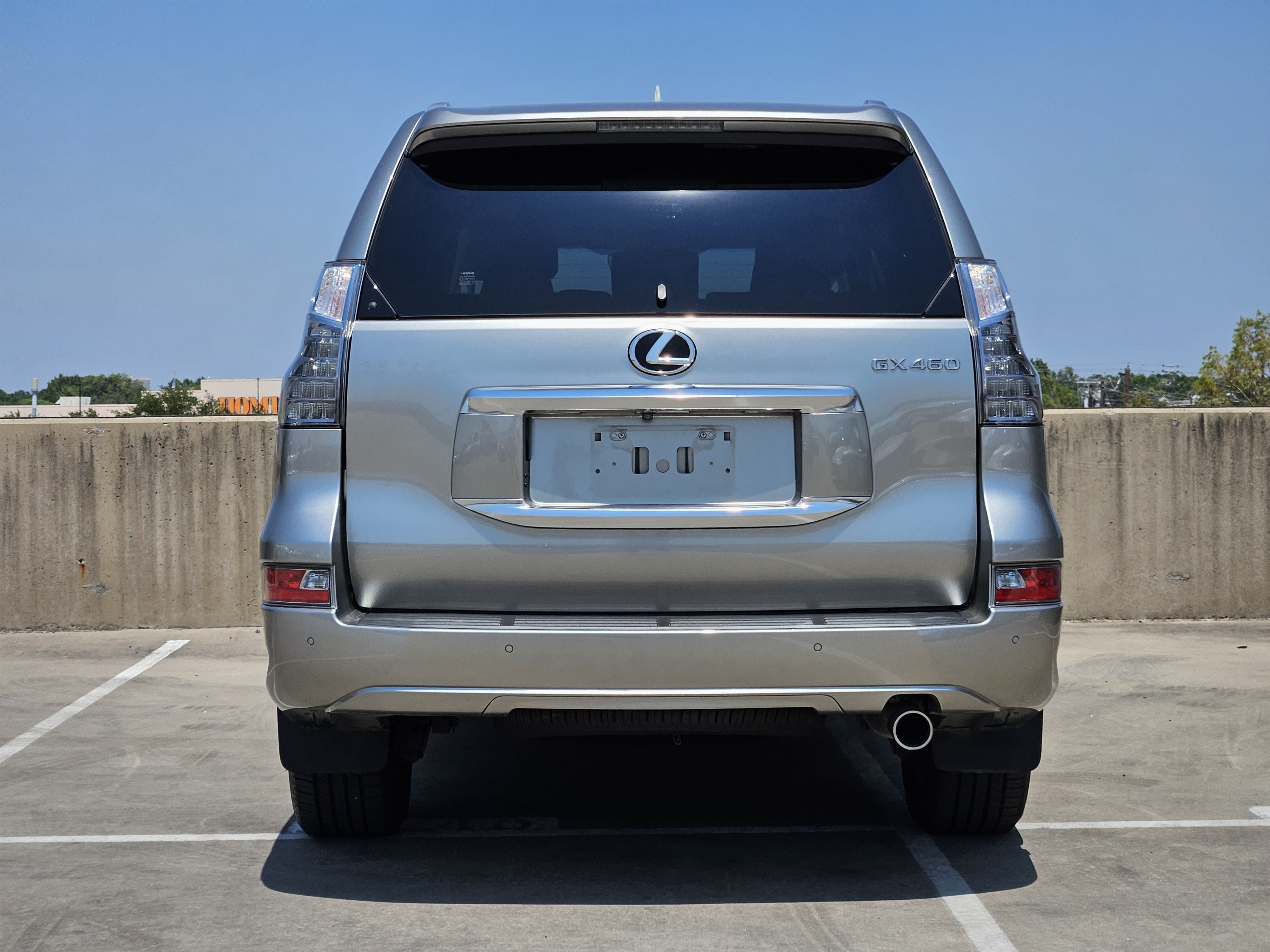 Used 2020 Lexus GX 460 Luxury w/ Accessory Package AWD/4WD image 7