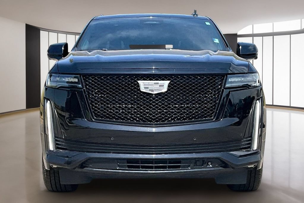Used 2023 Cadillac Escalade ESV Sport Platinum w/ LPO, ONYX Package AWD/4WD image 3