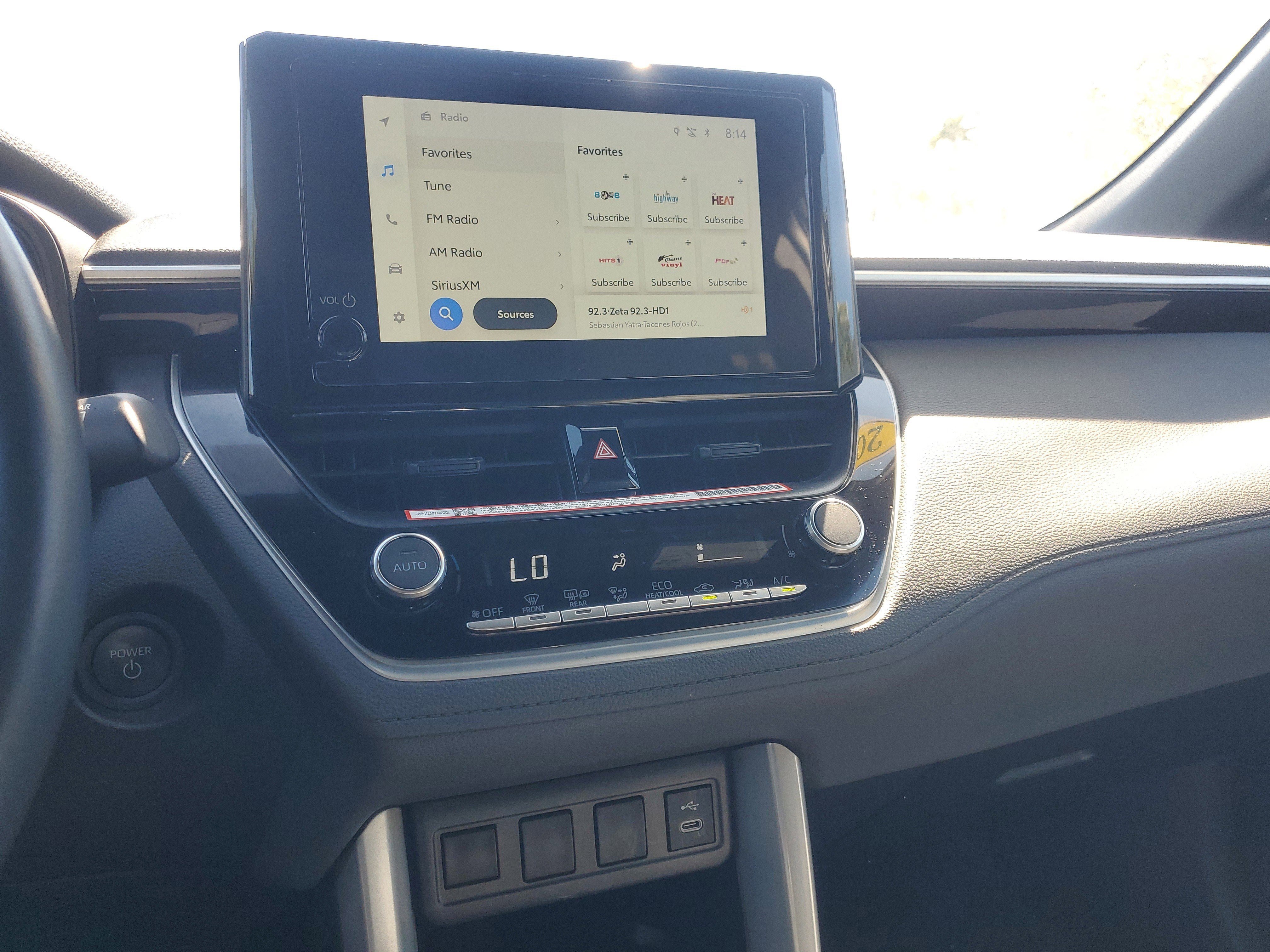 Certified 2024 Toyota Corolla Cross SE image 25