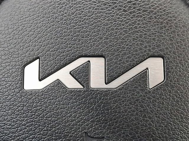 Used 2025 Kia Soul LX w/ LX Technology Package image 31