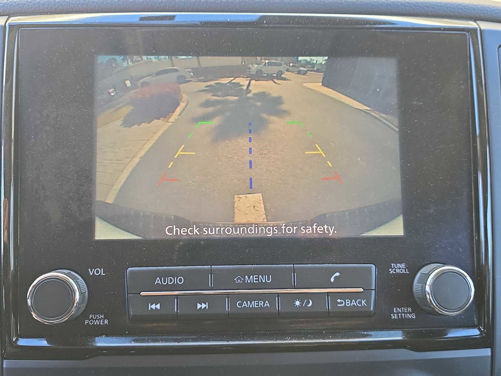 Used 2022 Nissan Titan S image 18