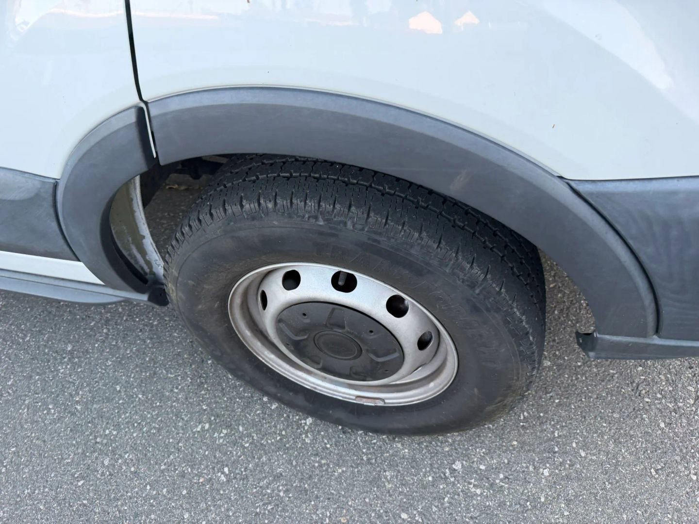 Used 2016 Ford Transit 150 130 Low Roof RWD image 29