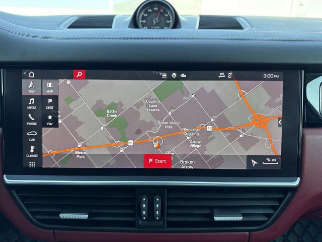 Used 2021 Porsche Cayenne Turbo image 22