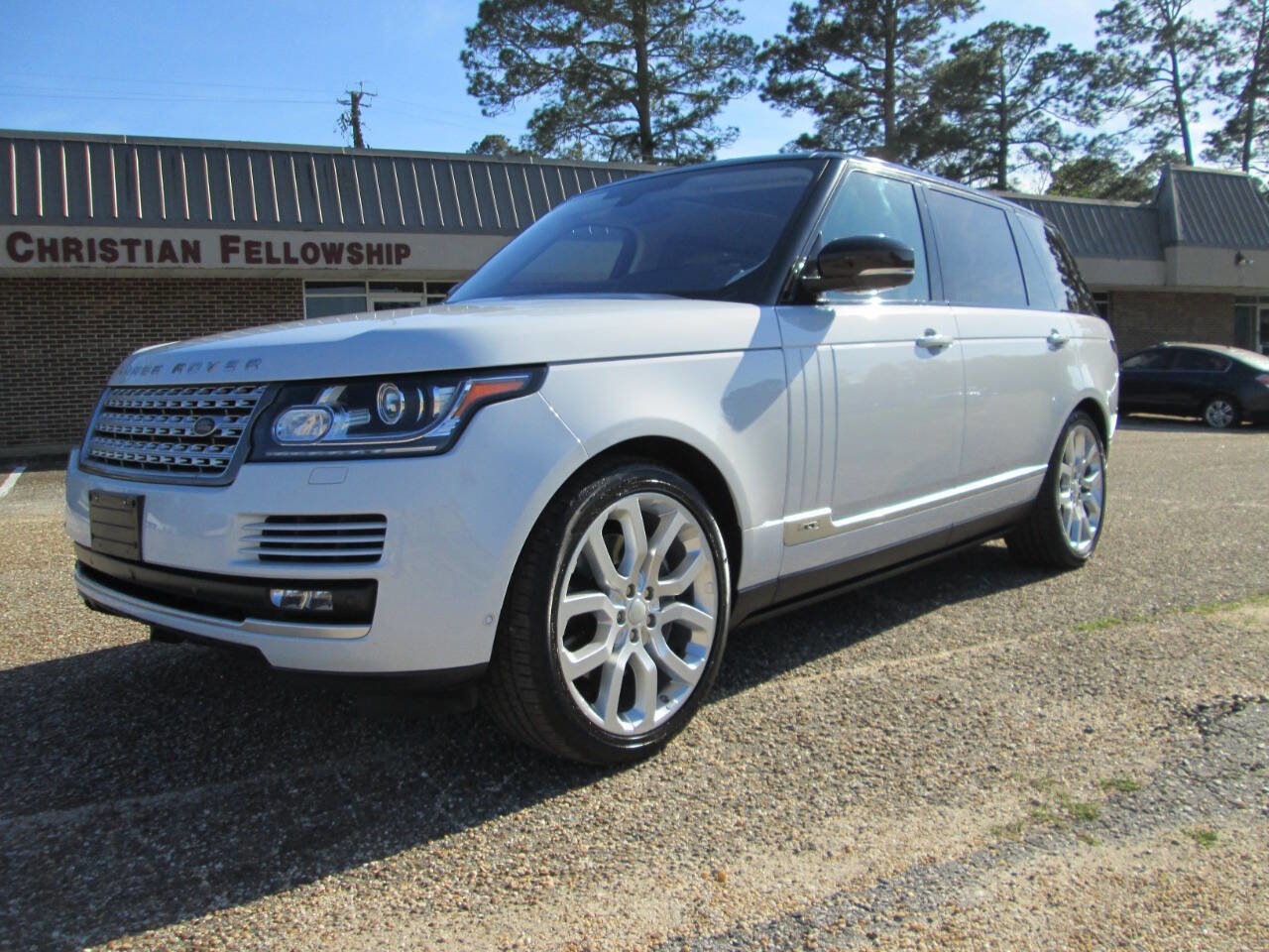 Used 2016 Land Rover Range Rover Long Wheelbase Supercharged image 88