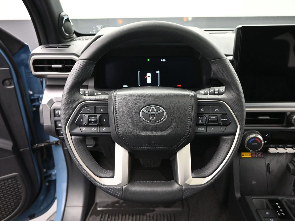 Used 2025 Toyota 4Runner TRD Off-Road Premium image 25