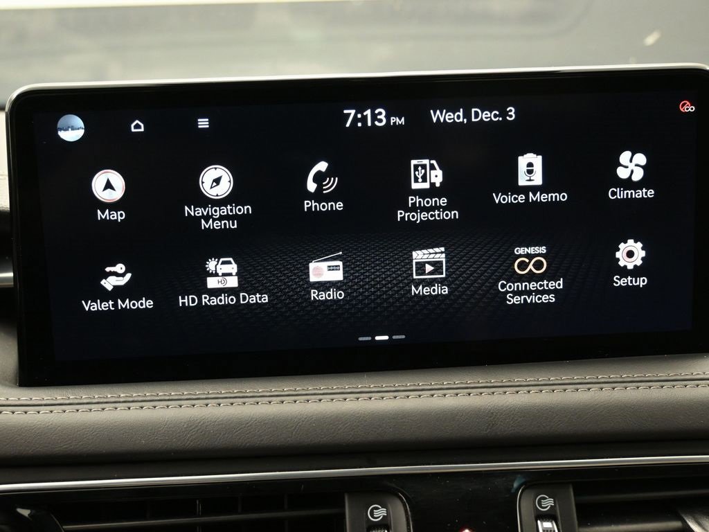 Used 2023 Genesis G70 2.0T image 24