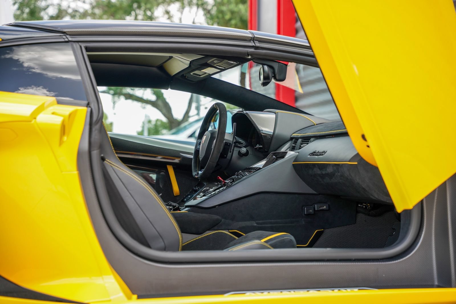 Used 2021 Lamborghini Aventador SVJ AWD/4WD image 56
