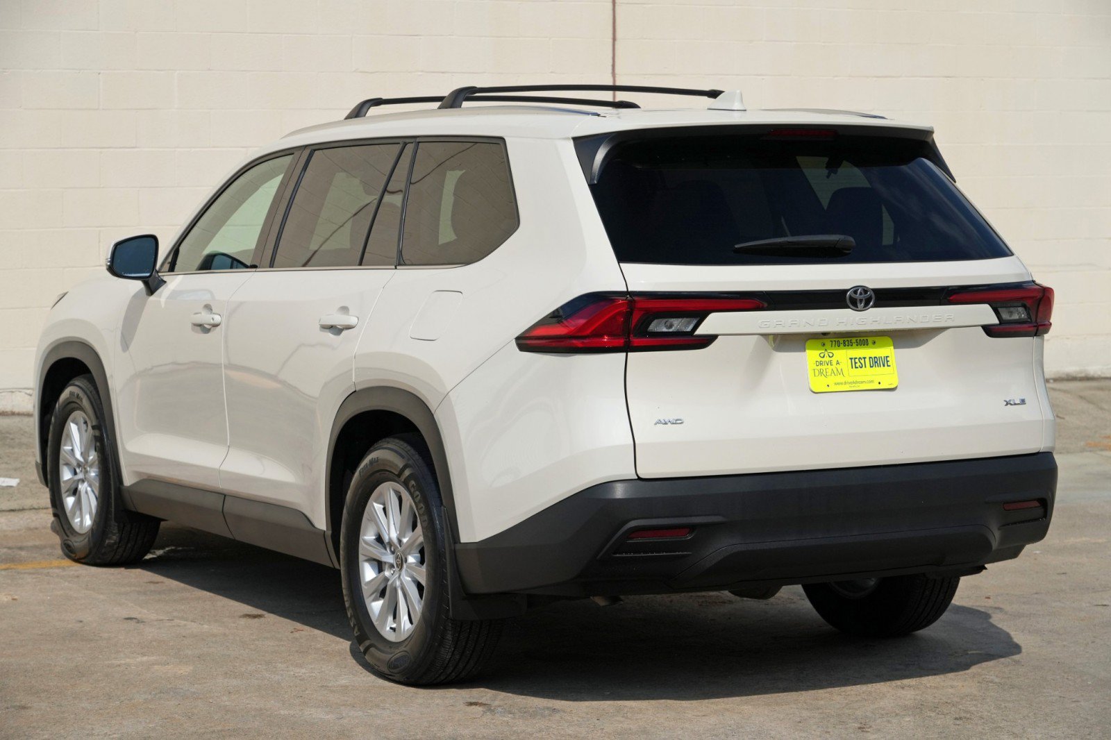 Used 2024 Toyota Grand Highlander AWD image 51
