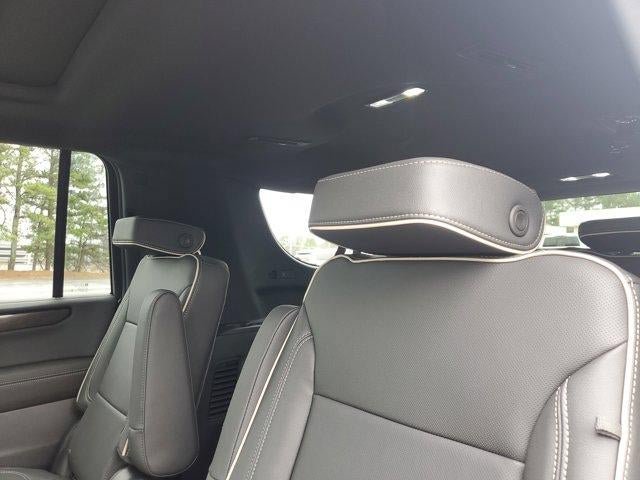 New 2026 GMC Yukon XL Elevation w/ Elevation Premium Package RWD image 10