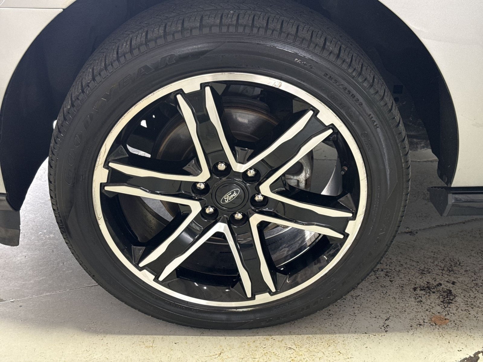 Used 2021 Ford Expedition Limited AWD/4WD image 13
