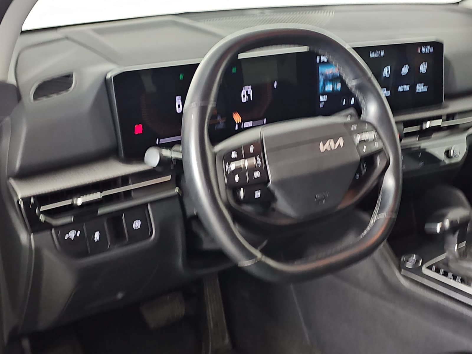 Used 2026 Kia Sportage LX FWD image 15