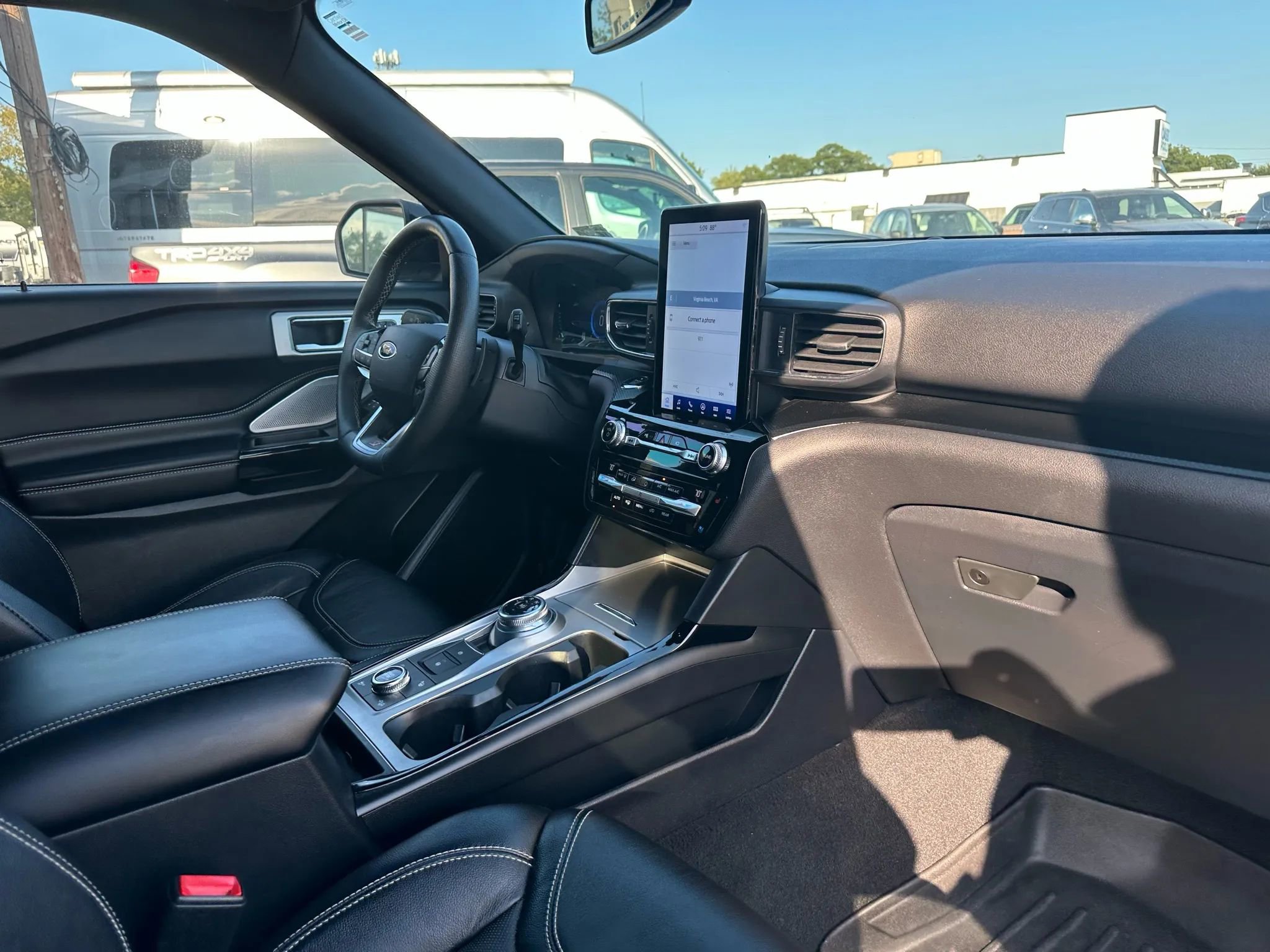 Used 2021 Ford Explorer ST w/ Equipment Group 401A image 26