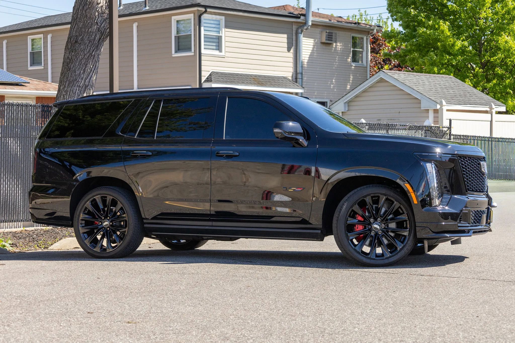 Used 2026 Cadillac Escalade V AWD/4WD image 11