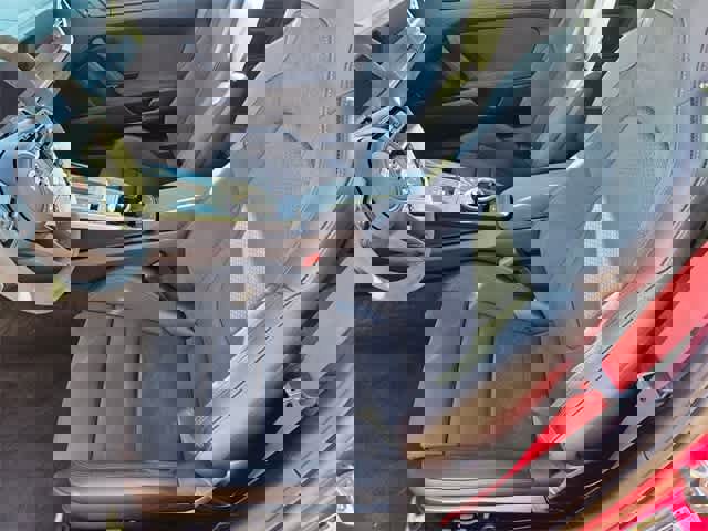 Used 2025 Porsche 911 Carrera 4 GTS image 16