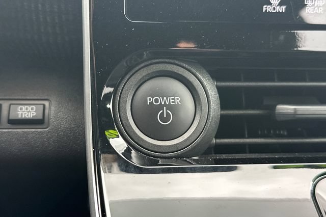 Certified 2025 Toyota bZ4X FWD image 27