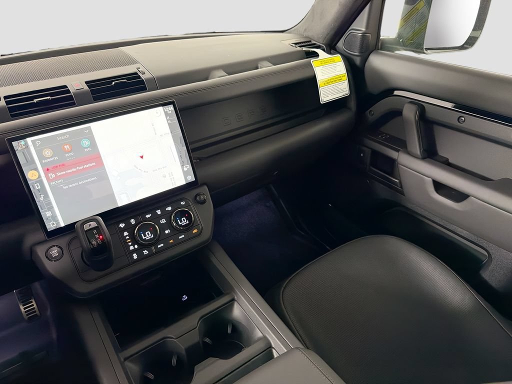 New 2026 Land Rover Defender 110 OCTA AWD/4WD image 25