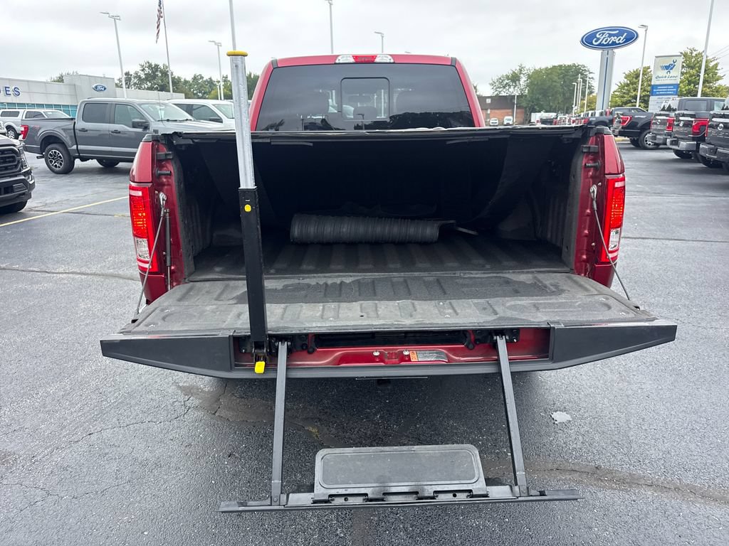 Used 2017 Ford F150 XLT w/ Equipment Group 302A Luxury AWD/4WD image 12