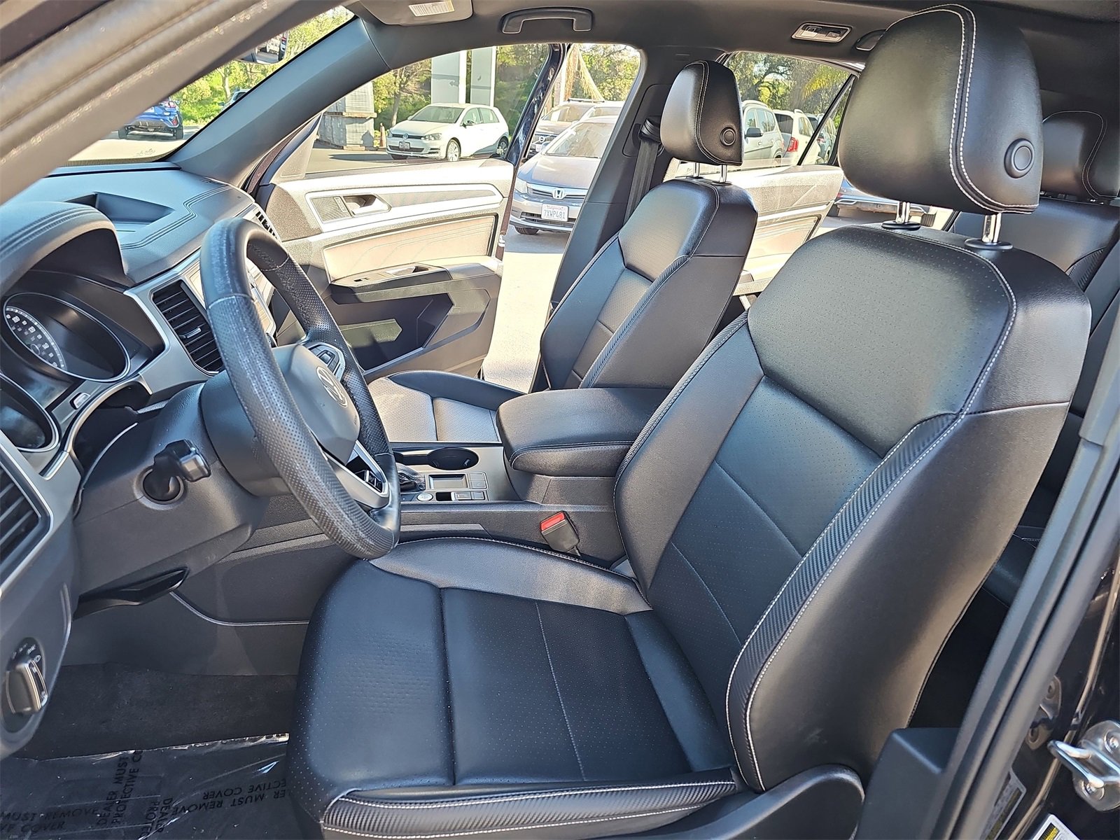 Used 2021 Volkswagen Atlas Cross Sport SE w/ Panoramic Sunroof Package image 15