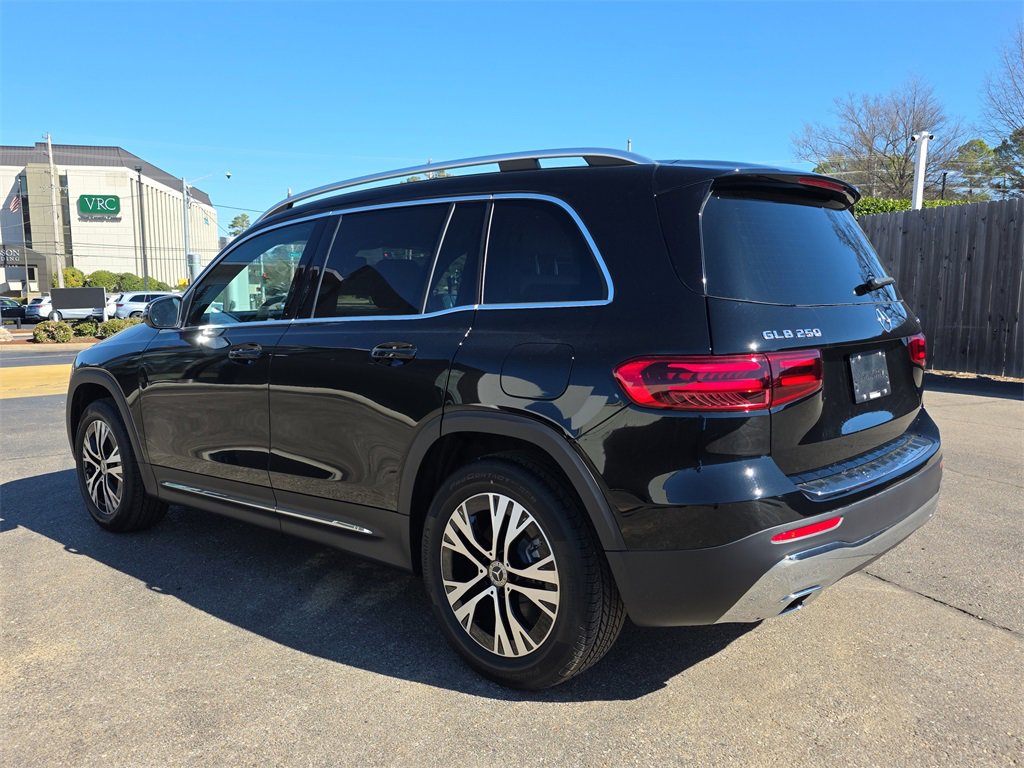 New 2026 Mercedes-Benz GLB 250 4MATIC image 3