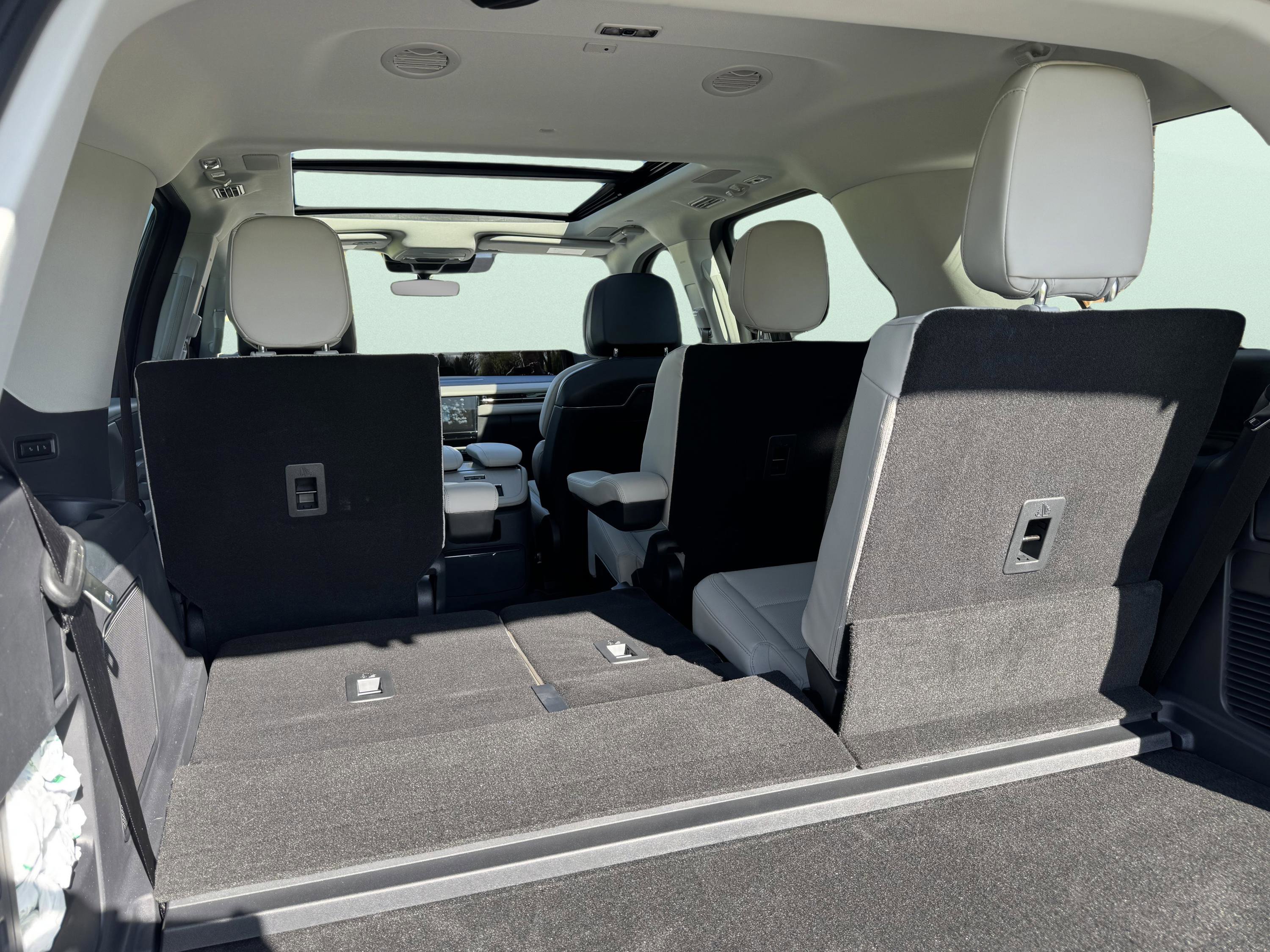 Used 2025 Lincoln Navigator Reserve AWD/4WD image 24