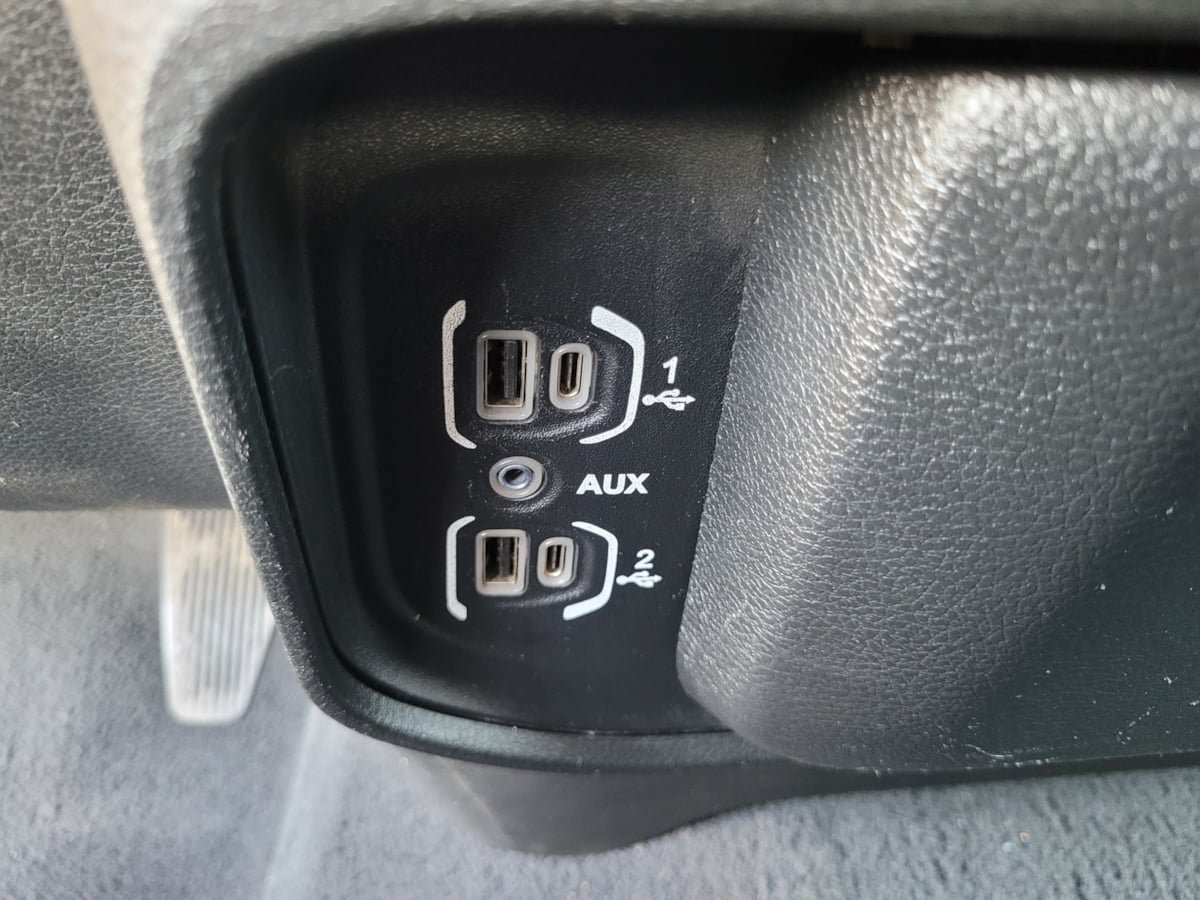 Used 2022 RAM 3500 Big Horn AWD/4WD image 21